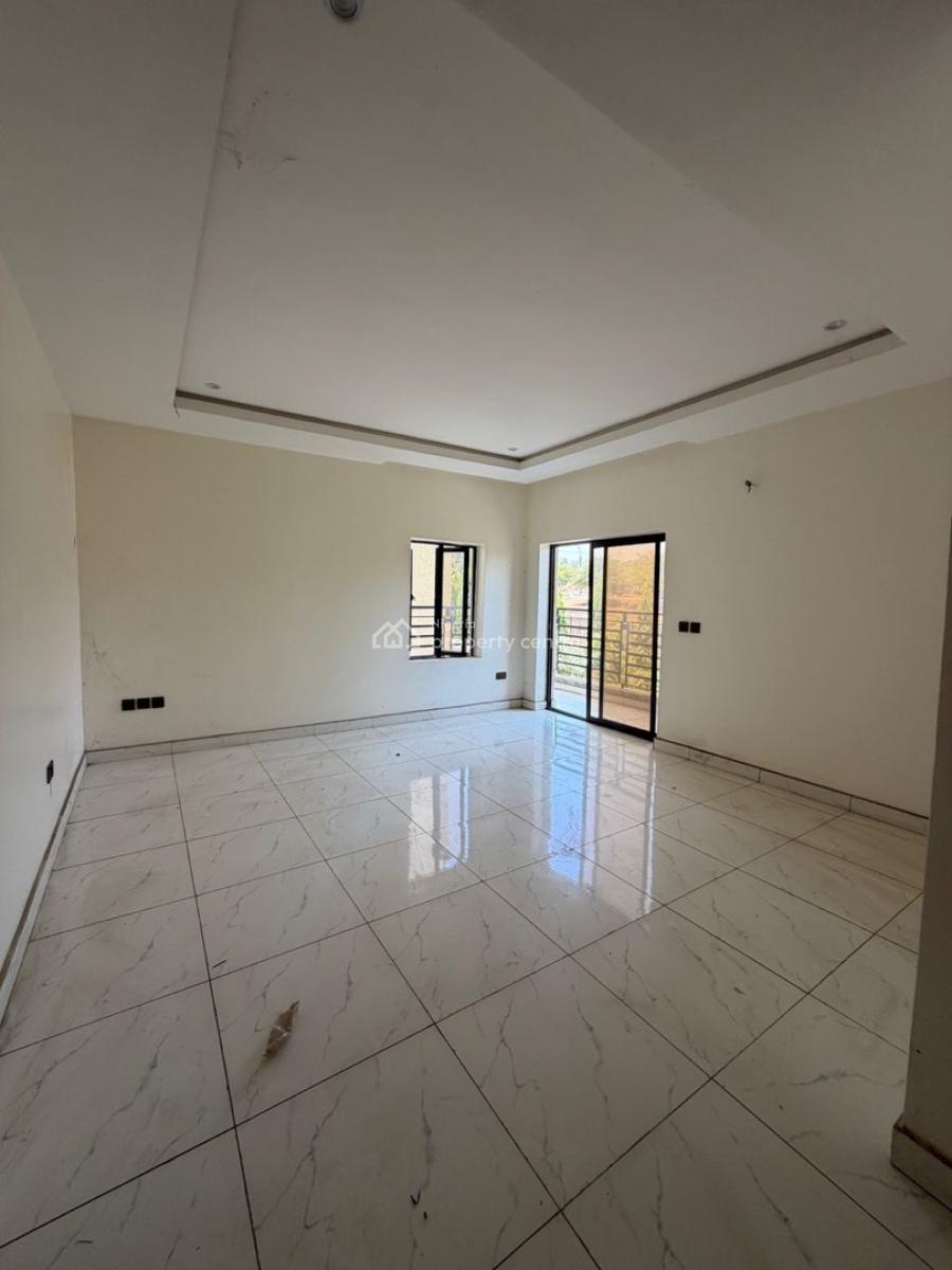 Beautiful 2 Bedroom Spacious Apartment, 2nd Floor, Well Secured Neighborhood, Tarred Road, Katampe (main), Katampe, Abuja, Flat / Apartment for Rent