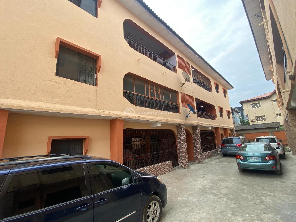 an 8-unit Residential Apartment Building Sitting on a Full Plot of Lan, Okota,lagos, Okota, Isolo, Lagos, House for Sale