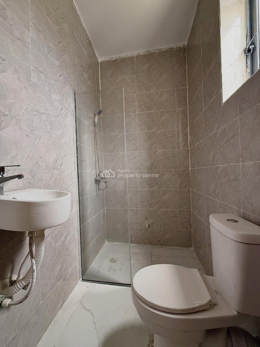 4 Bedroom Terrace Duplex, Ajah, Lekki ( General Paint Axis & Secured Estate, Ajah, Lagos, Terraced Duplex for Rent