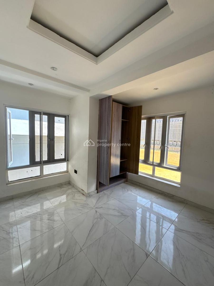 Super Well Finished  3bedroom Flat Within Secured Estate, Along Freedom Way Lekki Phase1, Lekki Phase 1, Lekki, Lagos, Flat / Apartment for Rent