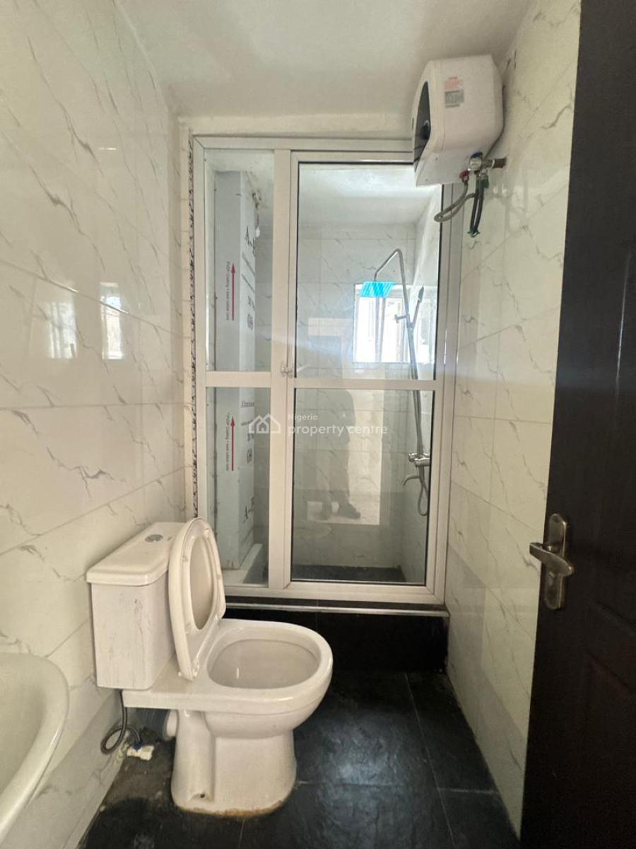 Super Well Finished  3bedroom Flat Within Secured Estate, Along Freedom Way Lekki Phase1, Lekki Phase 1, Lekki, Lagos, Flat / Apartment for Rent