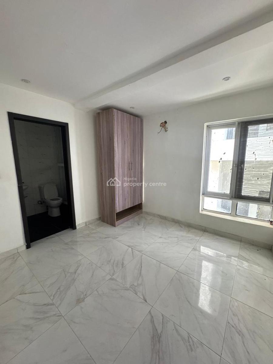 Super Well Finished  3bedroom Flat Within Secured Estate, Along Freedom Way Lekki Phase1, Lekki Phase 1, Lekki, Lagos, Flat / Apartment for Rent