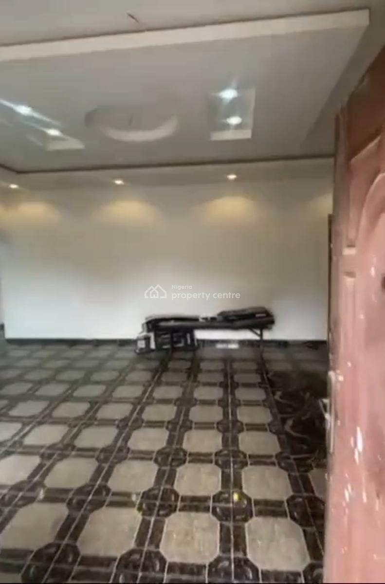 3 Bedroom Ground Flat, Sholuyi, Gbagada, Lagos, Flat / Apartment for Rent