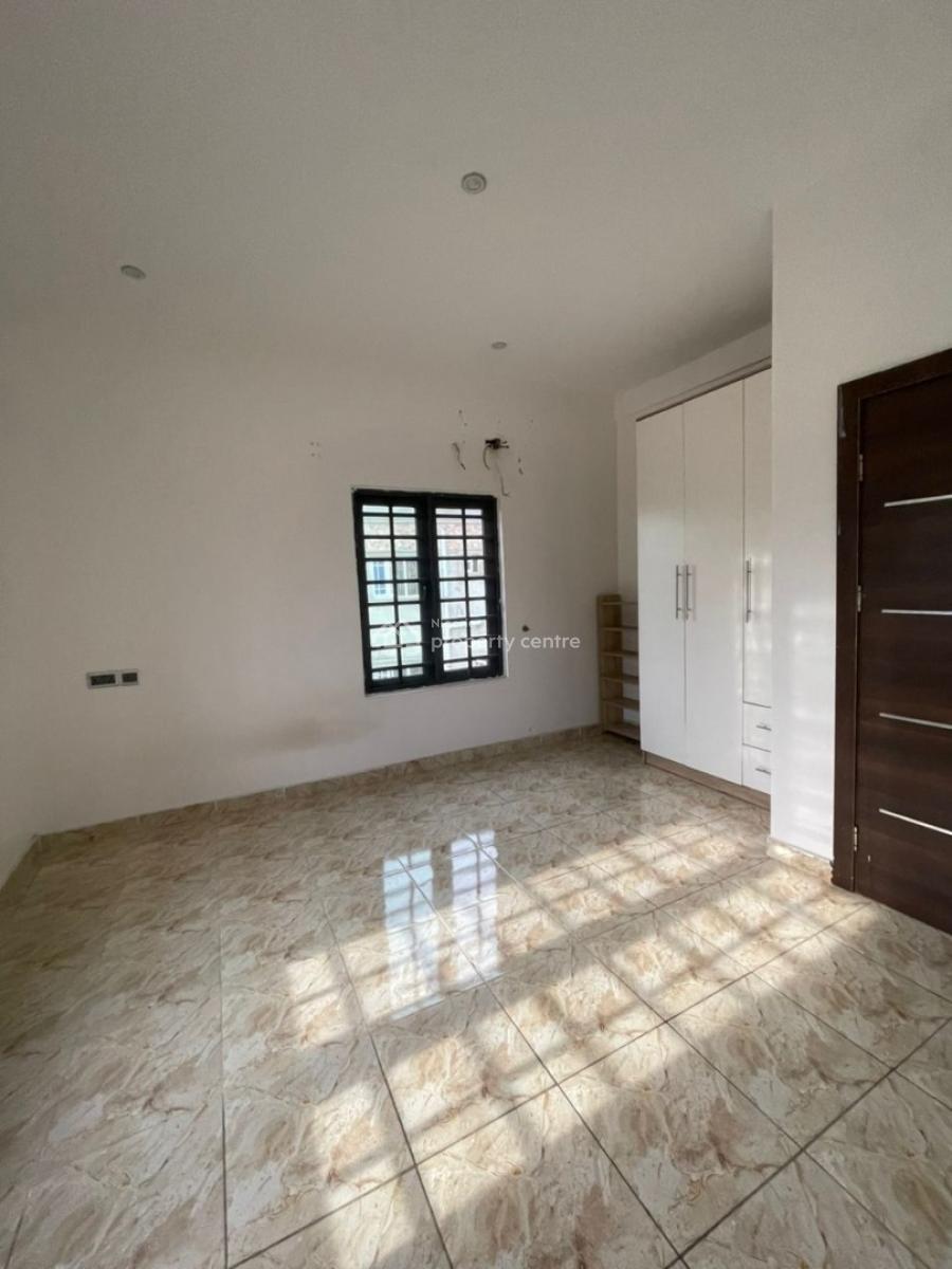 Spacious 3bedroom  Flat, Sangotedo, Ajah, Lagos, Flat / Apartment for Rent