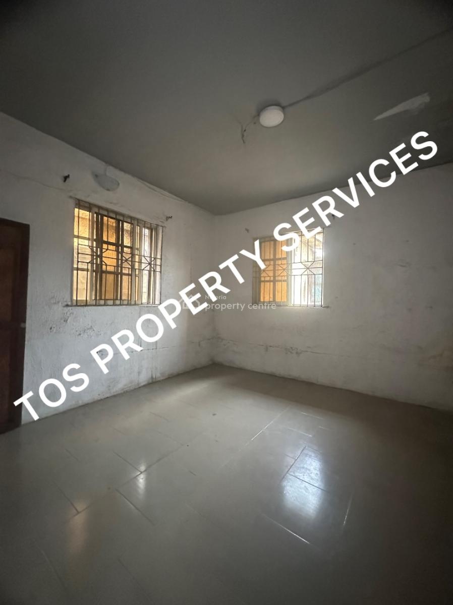 Quite Spacious 3 Bedroom Apartment, Off Herbert Macaulay Way, Yaba, Lagos, Flat / Apartment for Rent