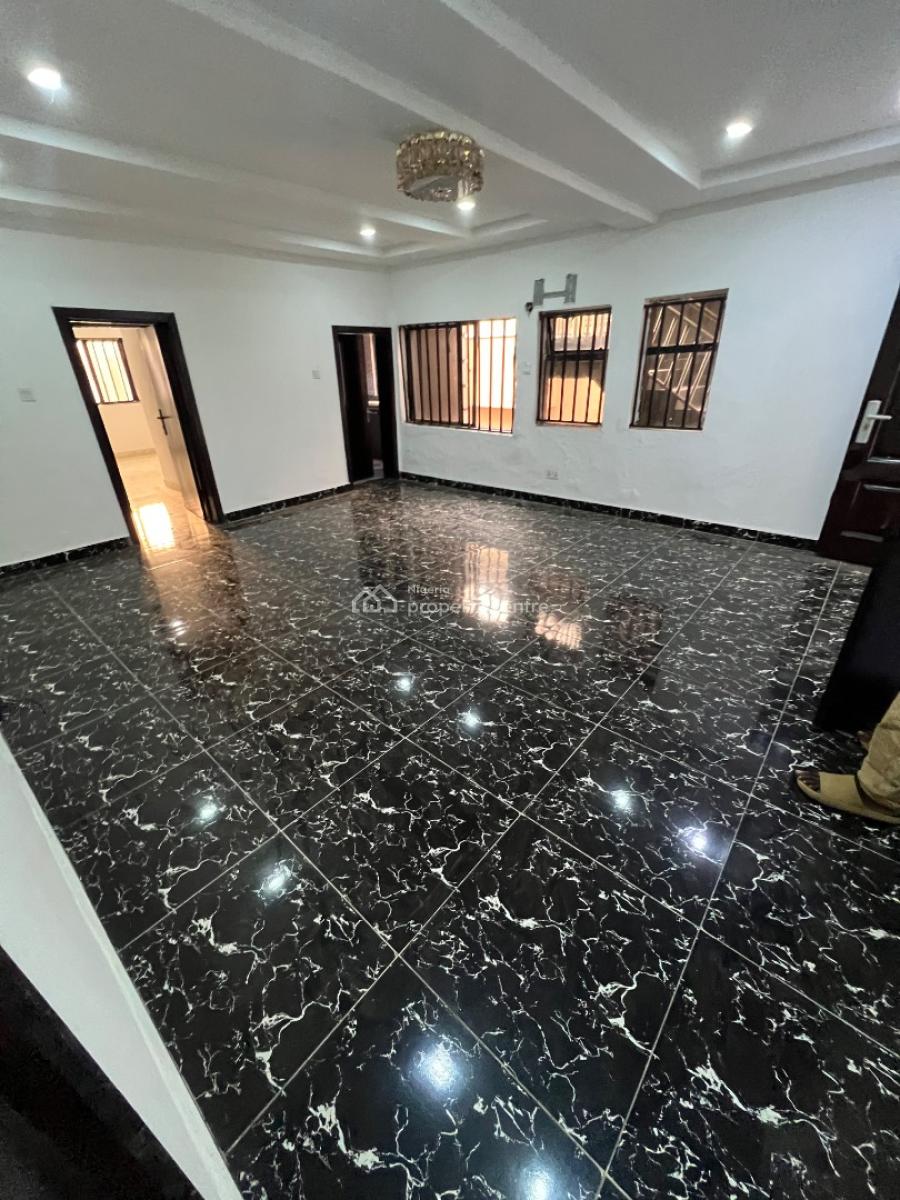 Low-cost 3-bedroom Apartment. Residential / Commercial Use Allowed., Durotimi Etti Drive, Lekki Phase 1, Lekki, Lagos, Flat / Apartment for Rent