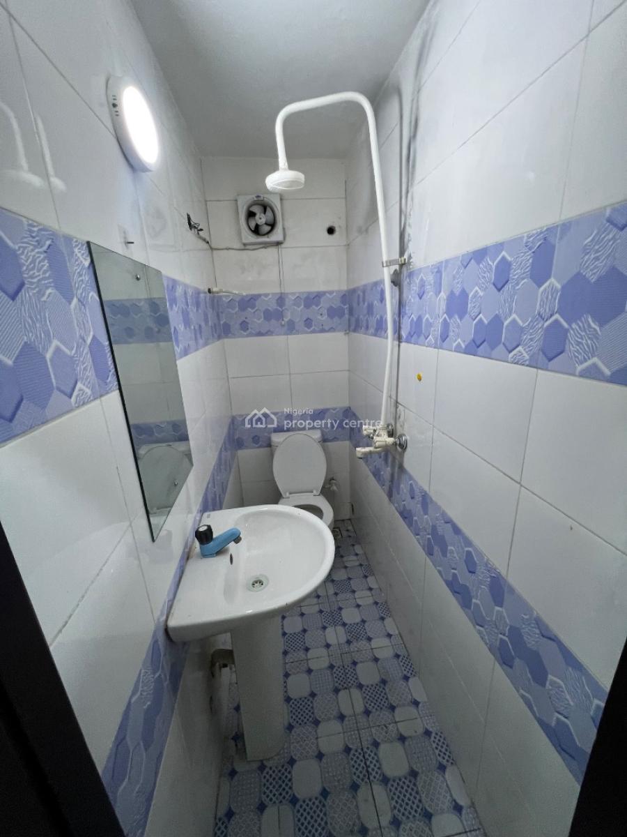 Low-cost 3-bedroom Apartment. Residential / Commercial Use Allowed., Durotimi Etti Drive, Lekki Phase 1, Lekki, Lagos, Flat / Apartment for Rent