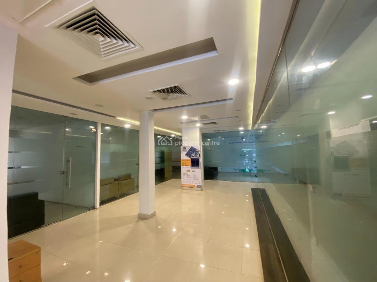 Commercial Space of 304sqm Available for Office Or Showroom Use, Victoria Island (vi), Lagos, Office Space for Rent