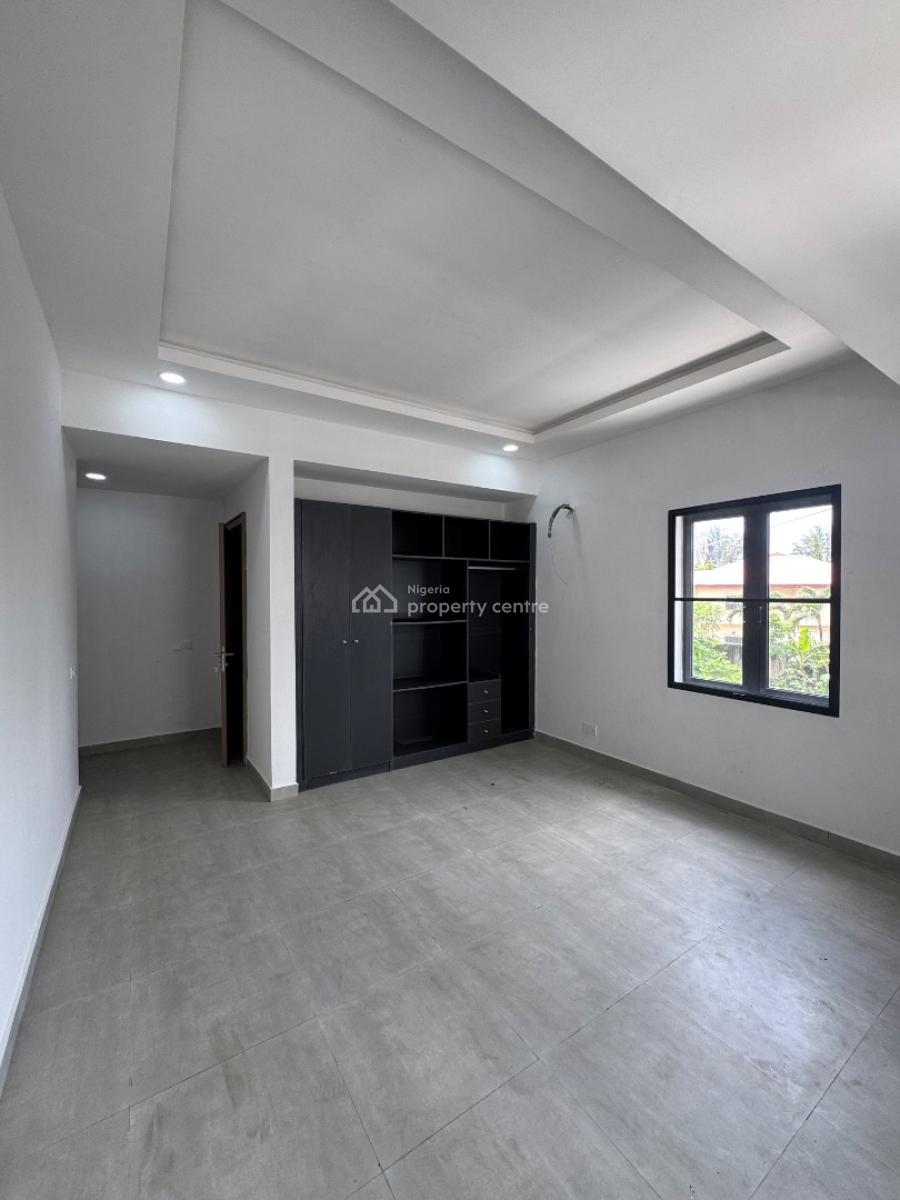 Beautiful Two (2) Bedroom Apartment, Lekki Phase 1, Lekki, Lagos, Flat / Apartment for Rent