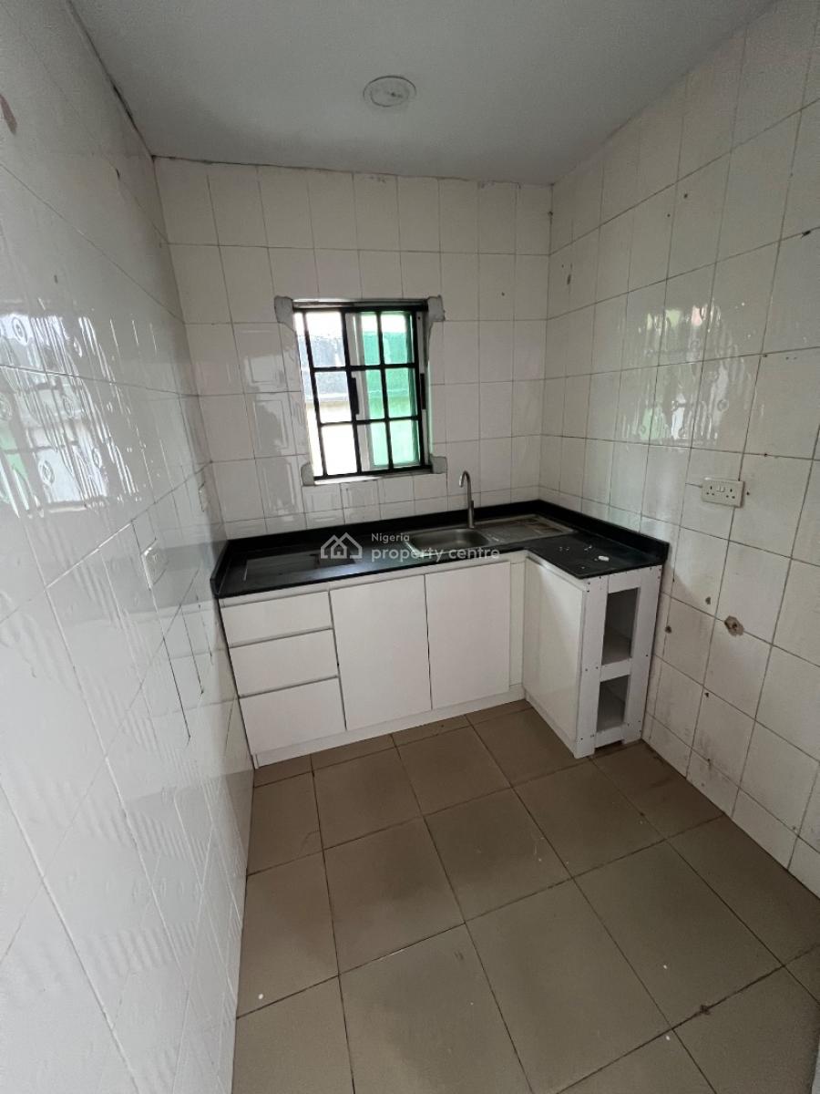 Clean and Portable Room and Palour Stand-alone Bq Available, Lekki Phase 1, Lekki, Lagos, Mini Flat (room and Parlour) for Rent