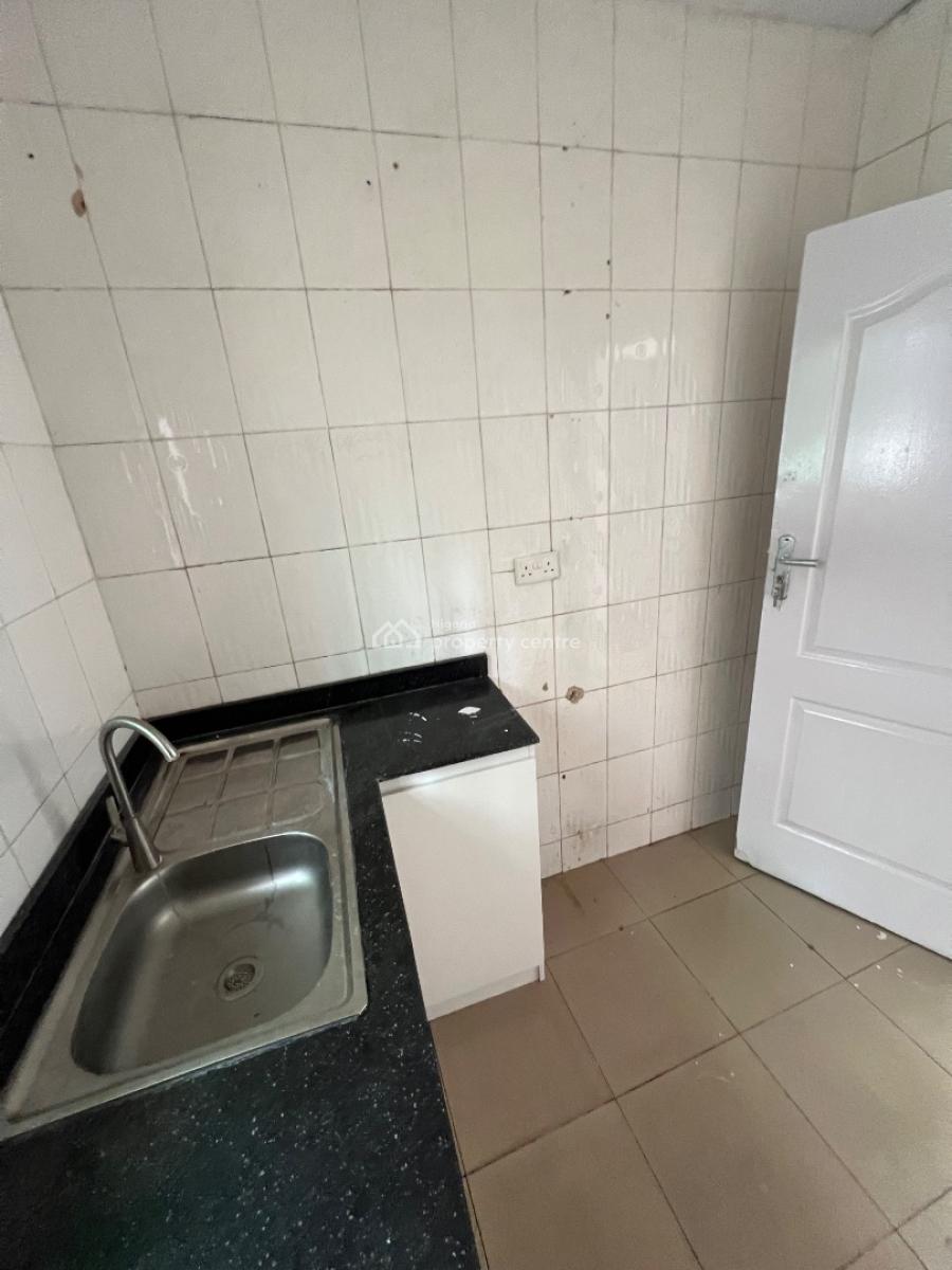 Clean and Portable Room and Palour Stand-alone Bq Available, Lekki Phase 1, Lekki, Lagos, Mini Flat (room and Parlour) for Rent