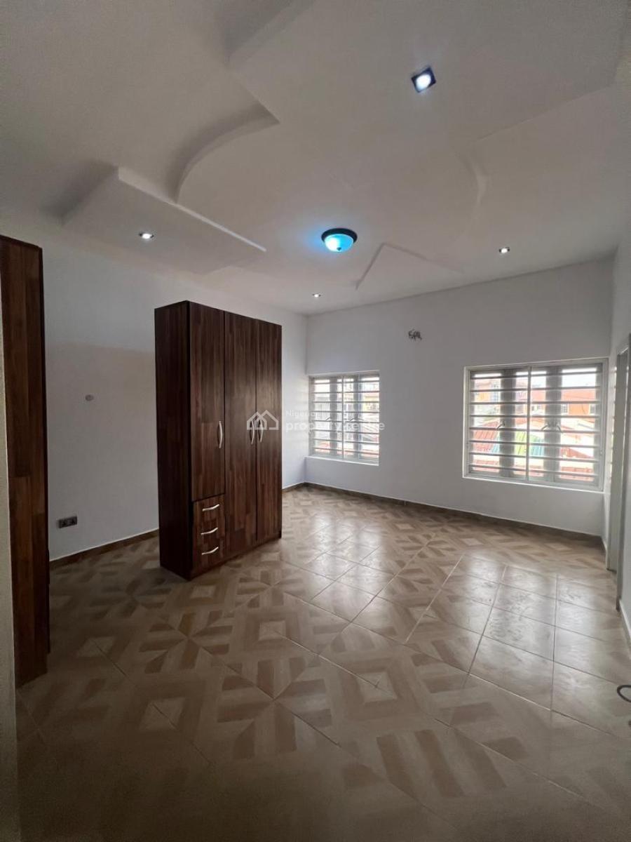 Specious 2 Bedroom Flat with Bq & Self Compound, Off Ilasan New Road, Ilasan, Lekki, Lagos, Flat / Apartment for Rent