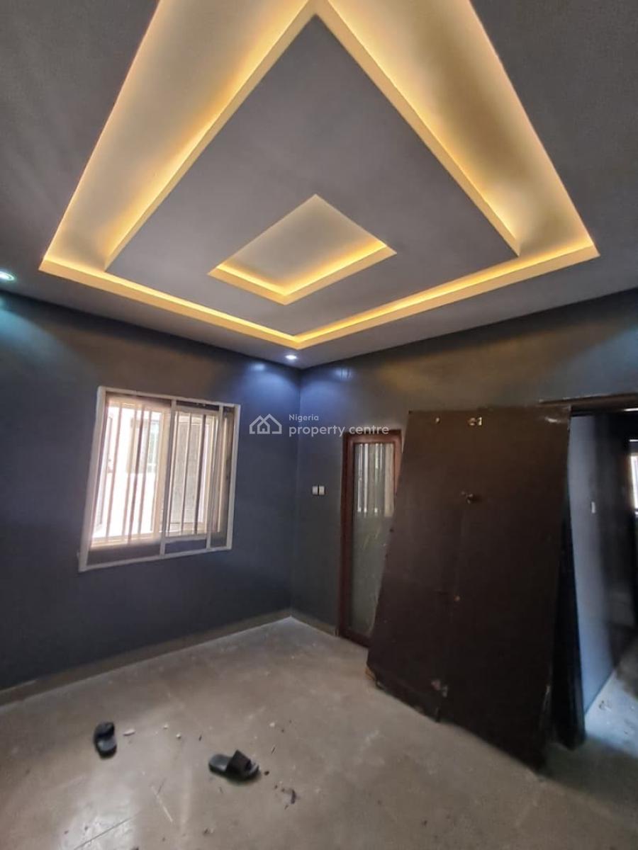 Newly Renovated 3 Bedroom Terrace Duplex, New Road, Lekki Expressway, Lekki, Lagos, Terraced Duplex for Rent