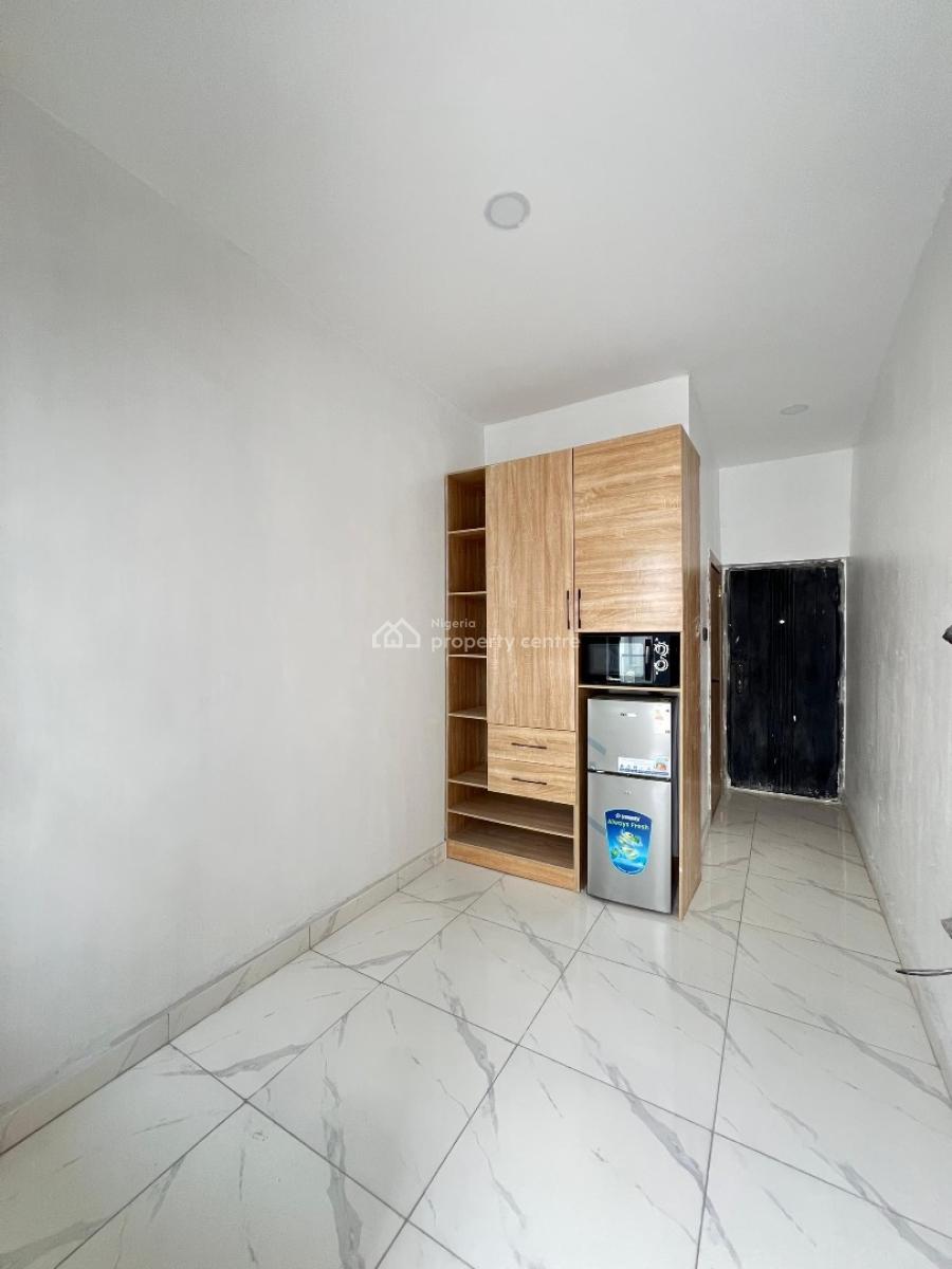 Exclusive 2 Bedroom Apartment, Fully Serviced with Top Class Amenities, Live Where Comfort Meets Class, Perfect for Smart Investors, Lekki Phase 1, Lekki, Lagos, Block of Flats for Sale
