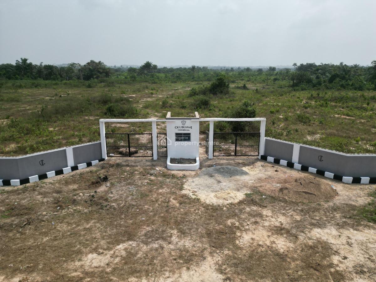 Table Top Flat Dry Land with C of O for Investment, Located Along Ikorodu-epe Road with Easy Access, Ikorodu, Lagos, Land for Sale