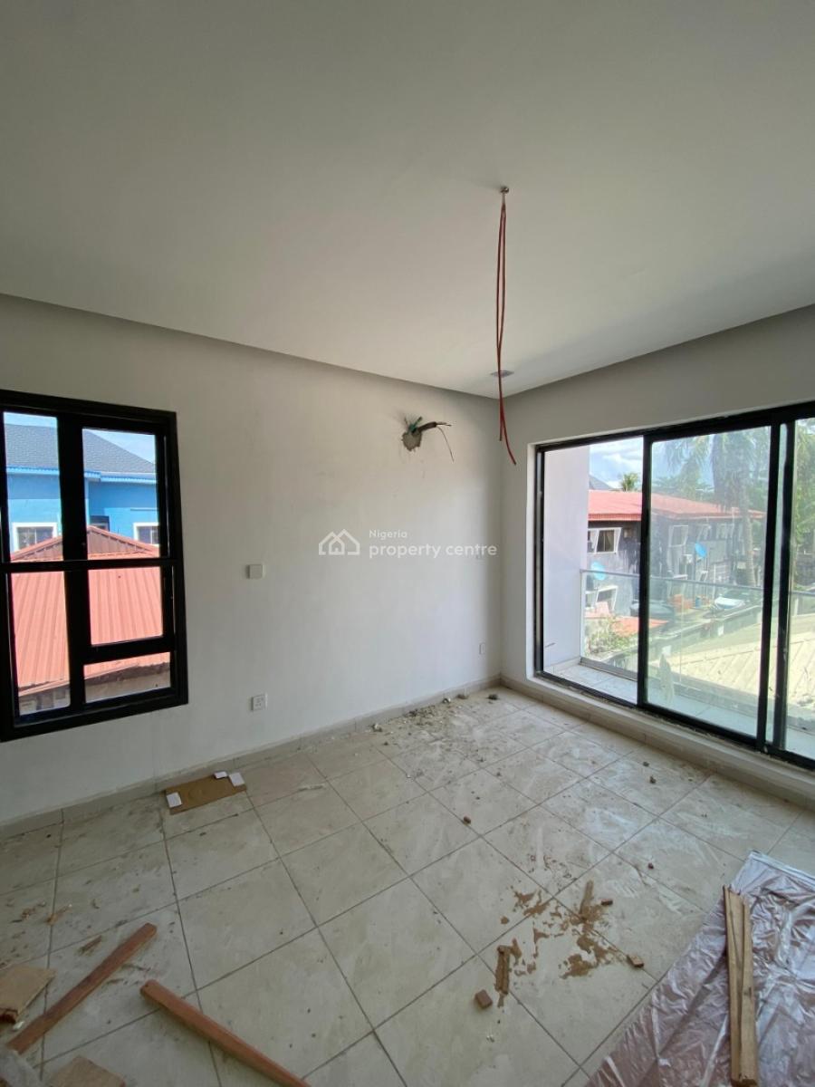 Exquisite 2bedroom Apartment Within a Serene Environ, Ologolo, Lekki, Lagos, Flat / Apartment for Sale