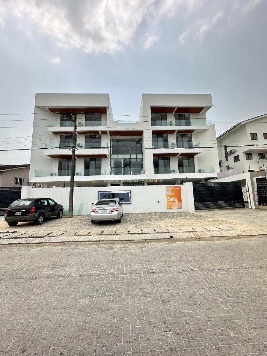 Outstanding Spacious 1 Bedroom Apartment with Elevator, Pool and Gym, Lekki Phase 1, Lekki, Lagos, Mini Flat (room and Parlour) for Sale