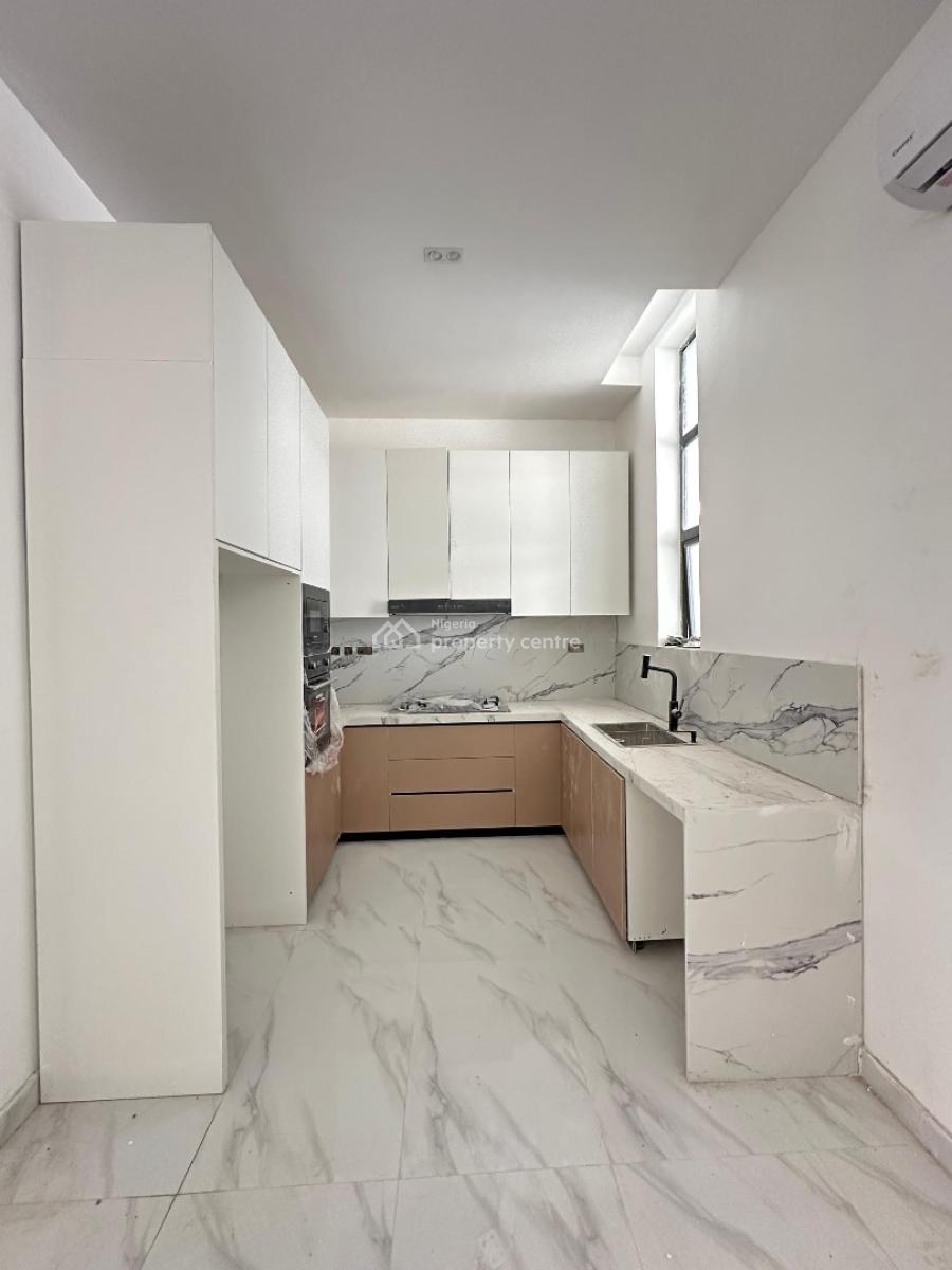 Outstanding Spacious 1 Bedroom Apartment with Elevator, Pool and Gym, Lekki Phase 1, Lekki, Lagos, Mini Flat (room and Parlour) for Sale