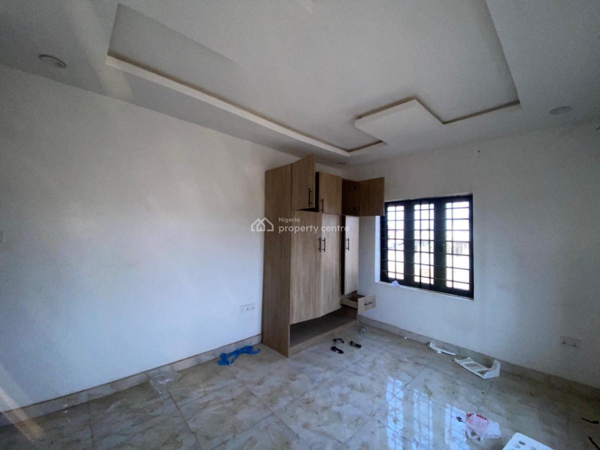 Clean3 Bedroom Block of Flat, Ochacho Estate Axis, Life Camp, Abuja, Flat / Apartment for Rent