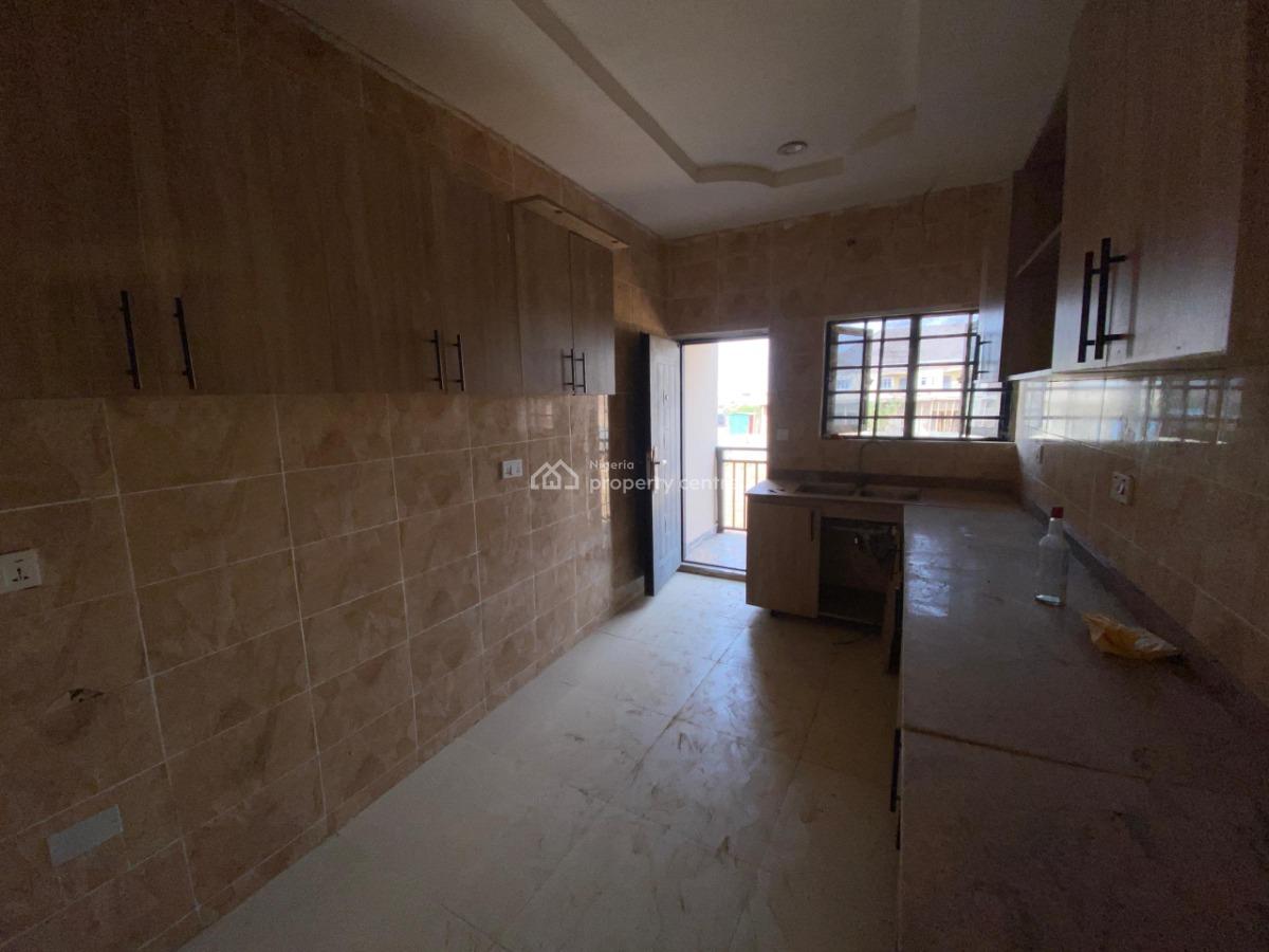 Clean3 Bedroom Block of Flat, Ochacho Estate Axis, Life Camp, Abuja, Flat / Apartment for Rent