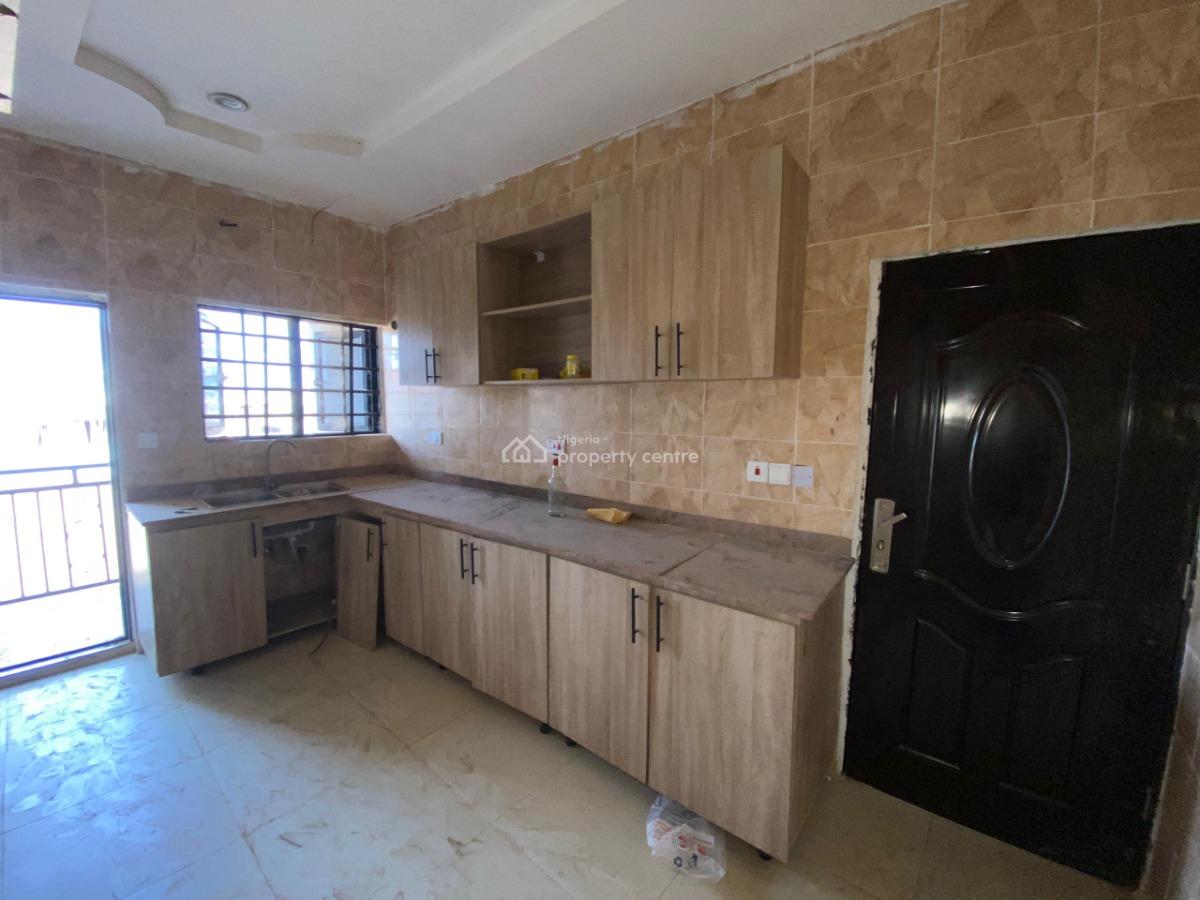 Clean3 Bedroom Block of Flat, Ochacho Estate Axis, Life Camp, Abuja, Flat / Apartment for Rent