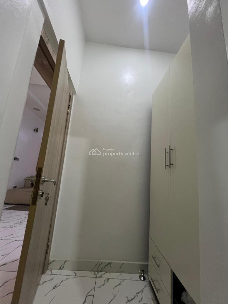 Relatively New Massive and Standard Four (4) Bedroom  Duplex Plus Bq, Chevy View Estate Chevron Drive, Lekki Expressway, Lekki, Lagos, Flat / Apartment for Sale