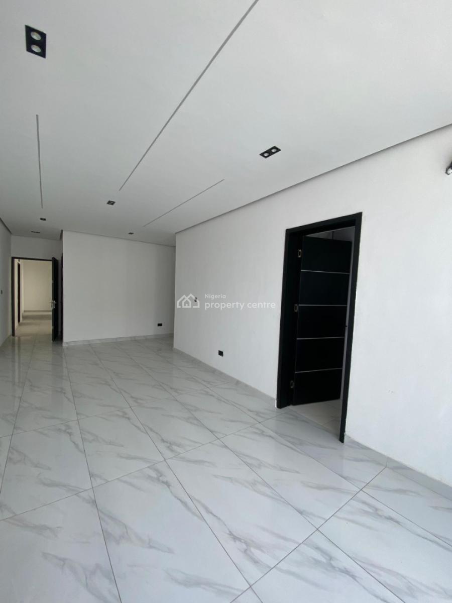 Elegant 2 Bedroom Apartment, Ologolo, Lekki, Lagos, Flat / Apartment for Sale