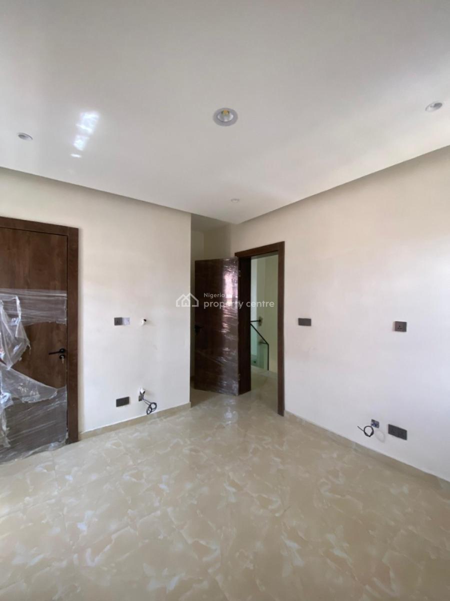 Elegant 4 Bedroom Semi Detached, Ologolo, Lekki, Lagos, Semi-detached Duplex for Sale