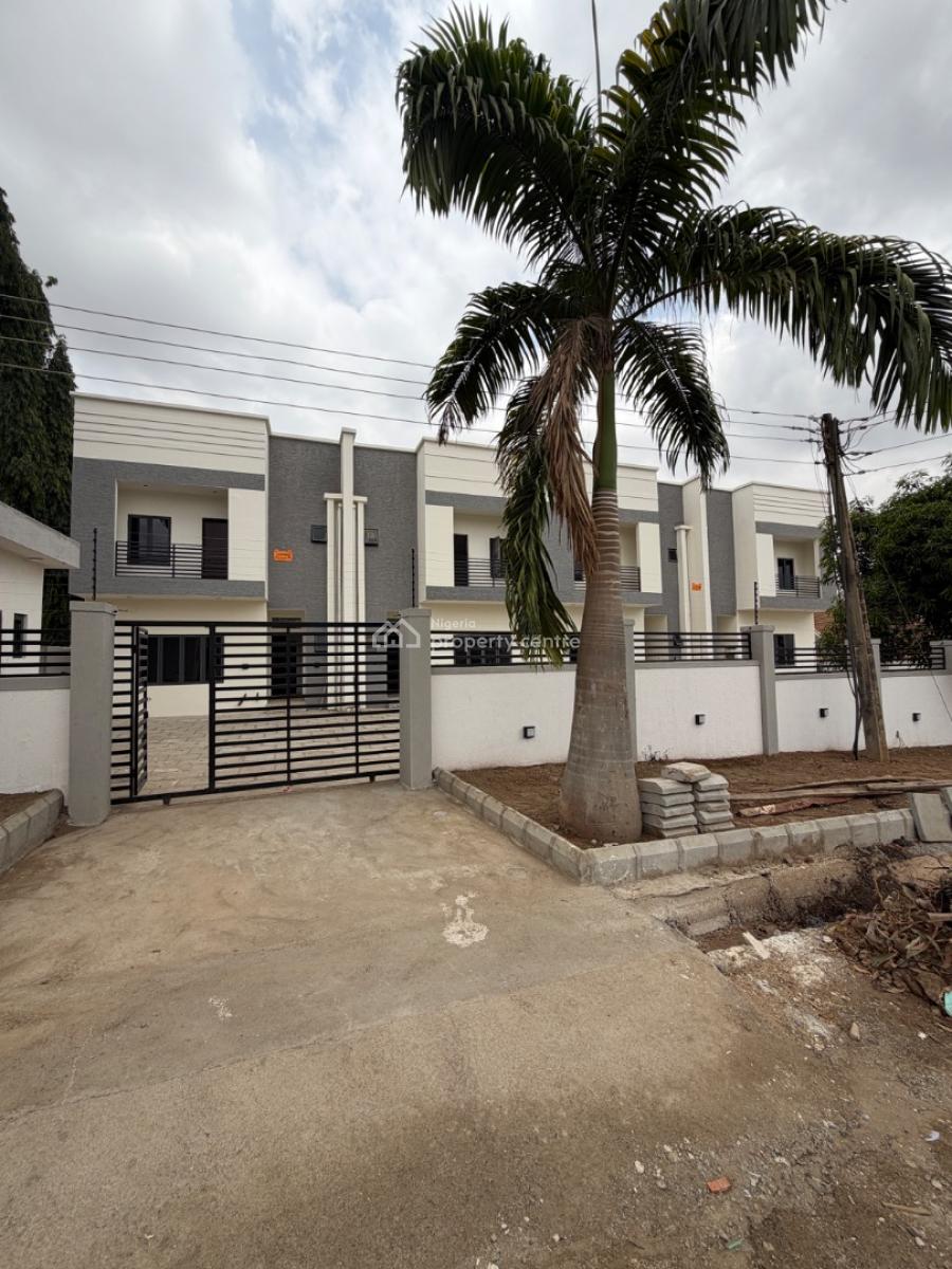 4 Bedroom Duplex & Bq, Off 3rd Avenue, Gwarinpa, Abuja, Terraced Duplex for Sale