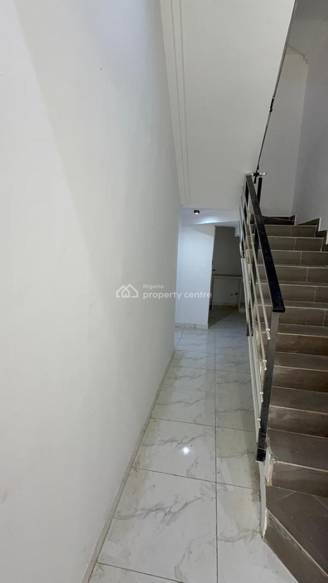Luxury Built 4bedroom Terrace Duplex, Mini Estate, Ologolo, Lekki, Lagos, Terraced Duplex for Sale