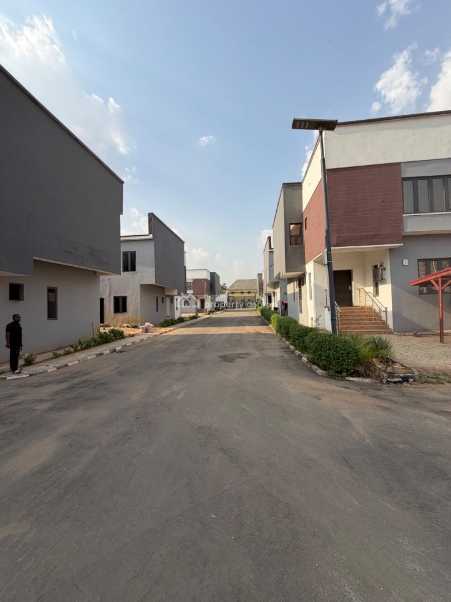Brand New 4 Bedroom Duplex & Bq, Lugbe District, Abuja, Terraced Duplex for Sale