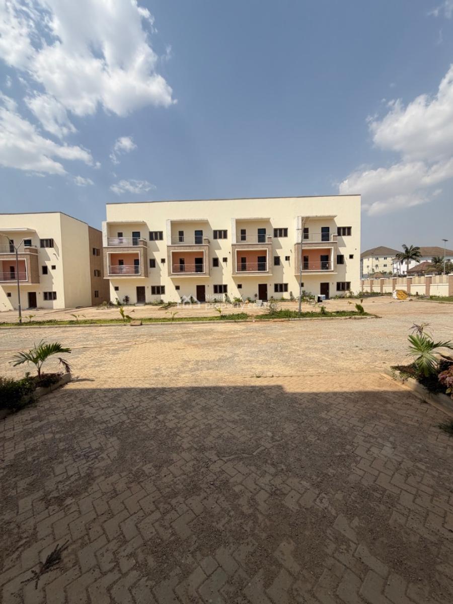 Brand New Estate of 17 Units Duplex, Katampe, Abuja, Block of Flats for Sale