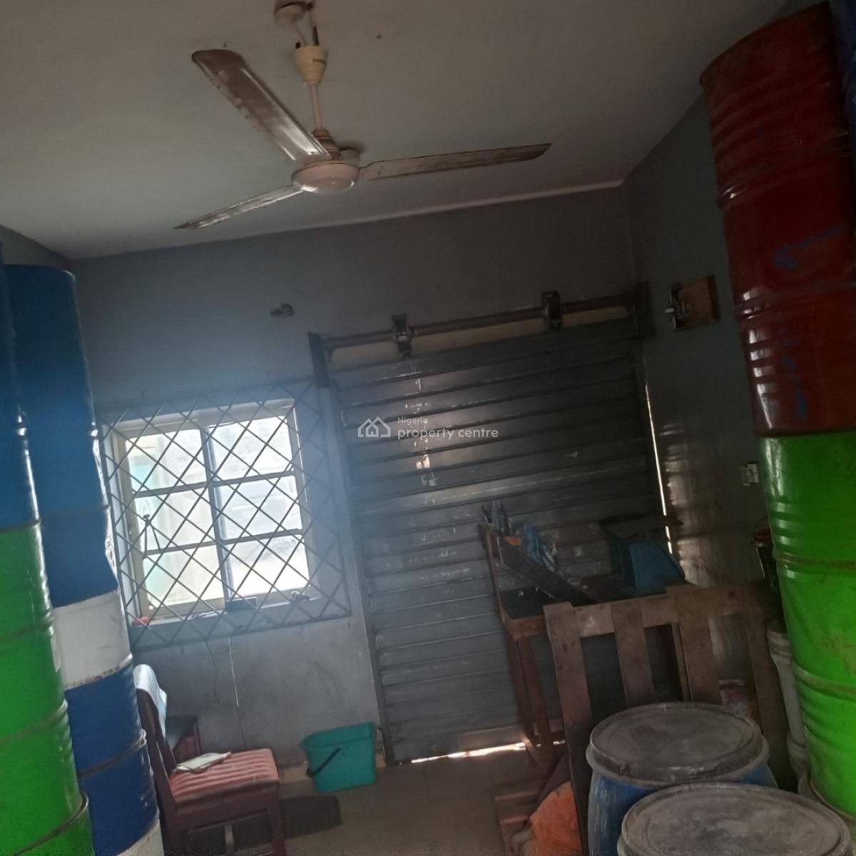 Sharp and Spacious Shop Facing The Road, Okun-ajah Lagos, Ogombo, Ajah, Lagos, Shop for Rent