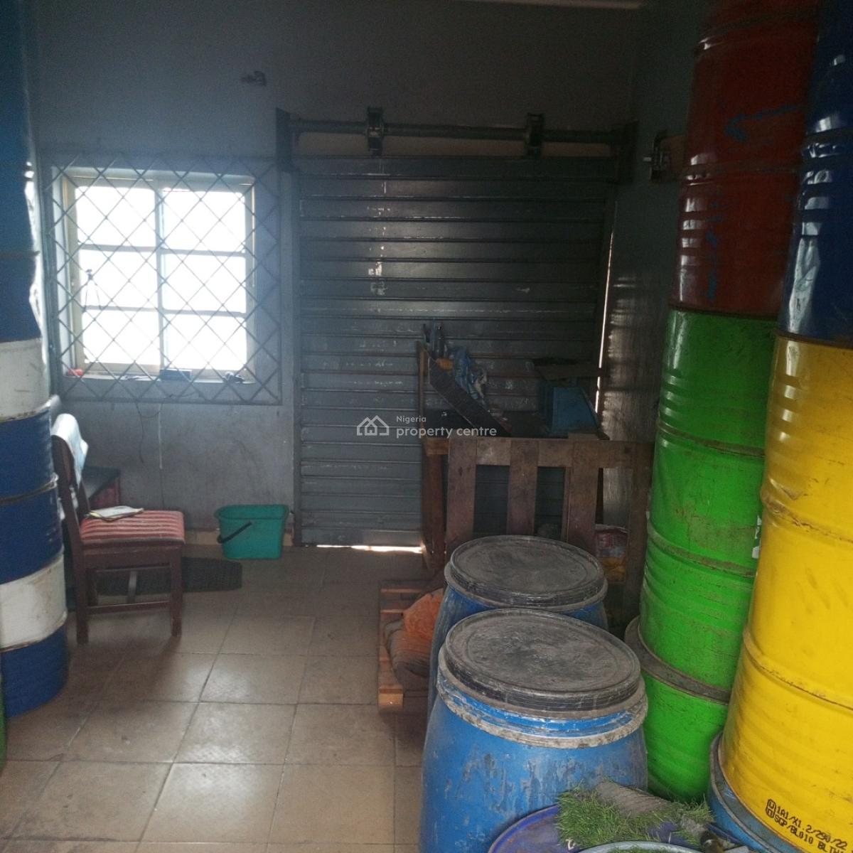 Sharp and Spacious Shop Facing The Road, Okun-ajah Lagos, Ogombo, Ajah, Lagos, Shop for Rent