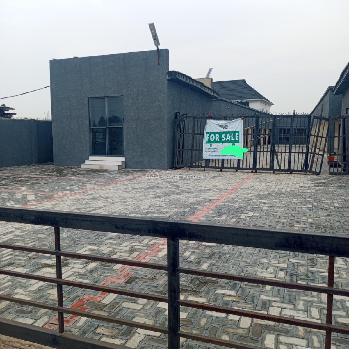 18 Units of Newly Built Shop in a Plaza/mall, Okun-ajah Lagos, Ogombo, Ajah, Lagos, Plaza / Complex / Mall for Sale