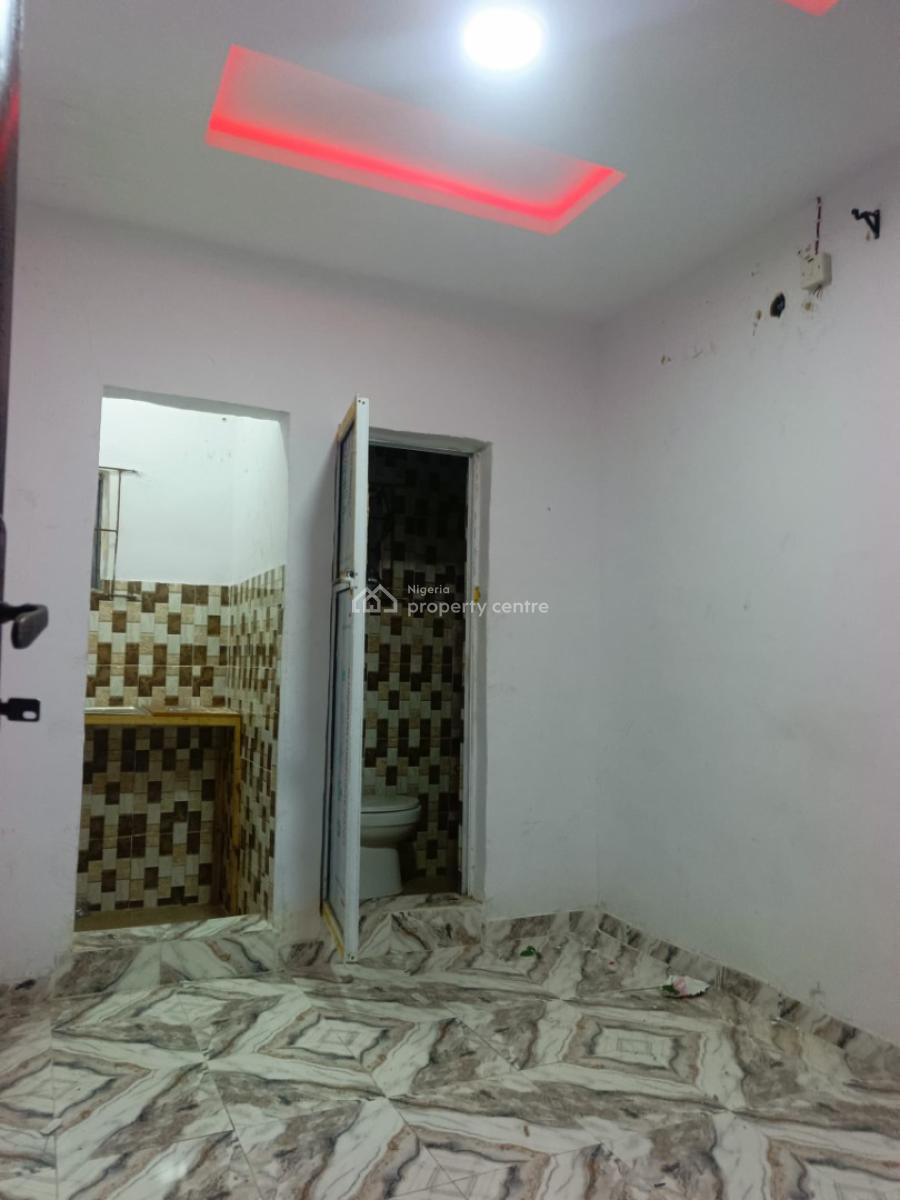 Modern Executive Studio Apartment, Akoka, Yaba, Lagos, Flat / Apartment for Rent