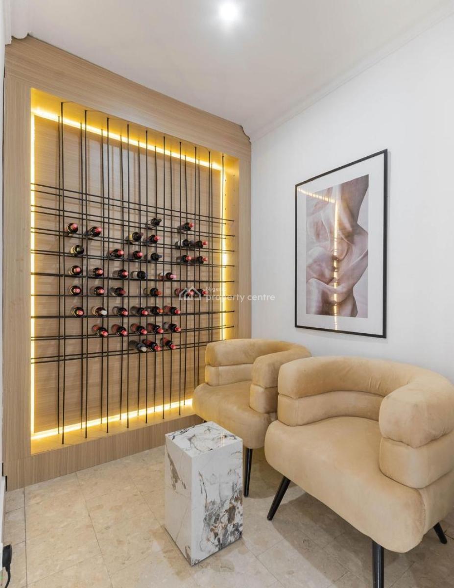 Luxury Four Bedroom with Swimming Pool and Ps5, Lekki Phase 1, Lekki, Lagos, Flat / Apartment Short Let