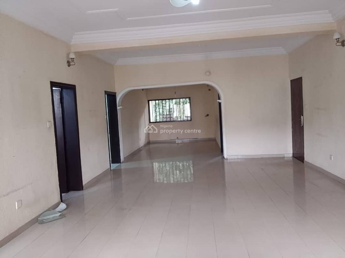 Spacious 3 Bedroom Flat  6 Units  in a  Serene Environment, Garki, Abuja, Flat / Apartment for Sale