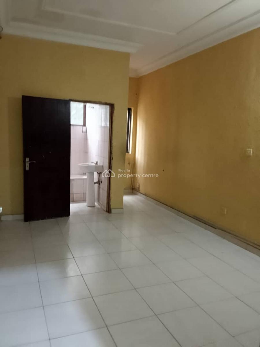 Spacious 3 Bedroom Flat  6 Units  in a  Serene Environment, Garki, Abuja, Flat / Apartment for Sale