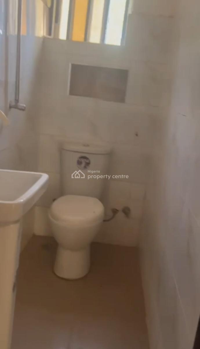 Just Out! 2bedroom Flat, Ground Floor, Tarred, Area2, Garki, Abuja, Flat / Apartment for Rent