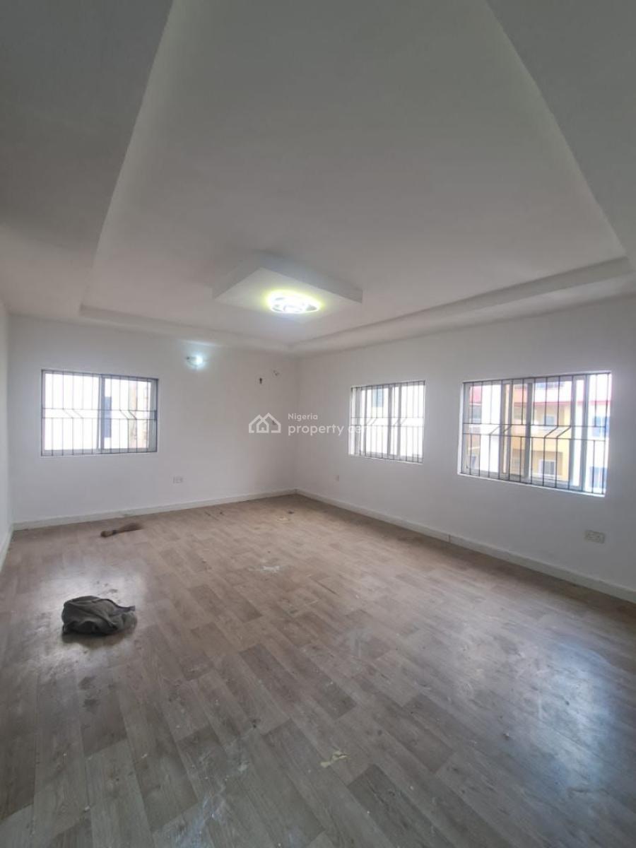 a Lovely 3 Bedroom Apartment, Lekki Phase 1 Off Freedom Way, Lekki, Lagos, Flat / Apartment for Rent