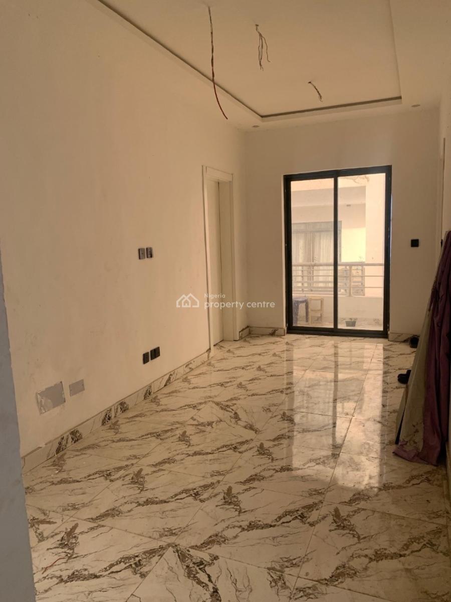 Luxury 4bedroom, Lekki Phase 1, Lekki, Lagos, Office Space for Rent