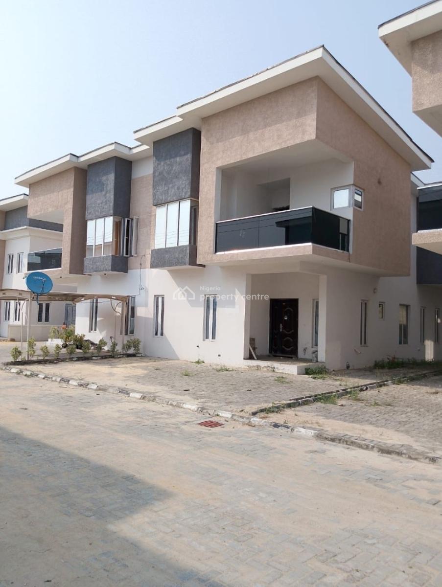 4 Bedroom Semi Detached Duplex, Excellent Road Accessible to Coastal Road, Paradise Court Estate, Eleganza, Orchid Major Road, Lekki, Lagos, Semi-detached Duplex for Sale