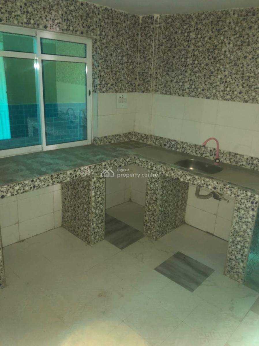 Luxury 6bedroom, Ejigbo, Lagos, Commercial Property for Rent