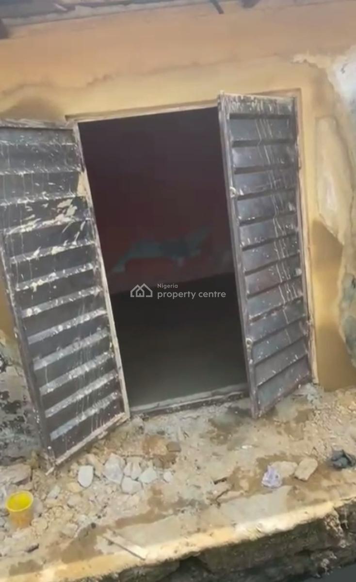 Newly Built, Spacious Shop, Off Ilaje Rd, Bariga, Akoka, Yaba, Lagos, Shop for Rent