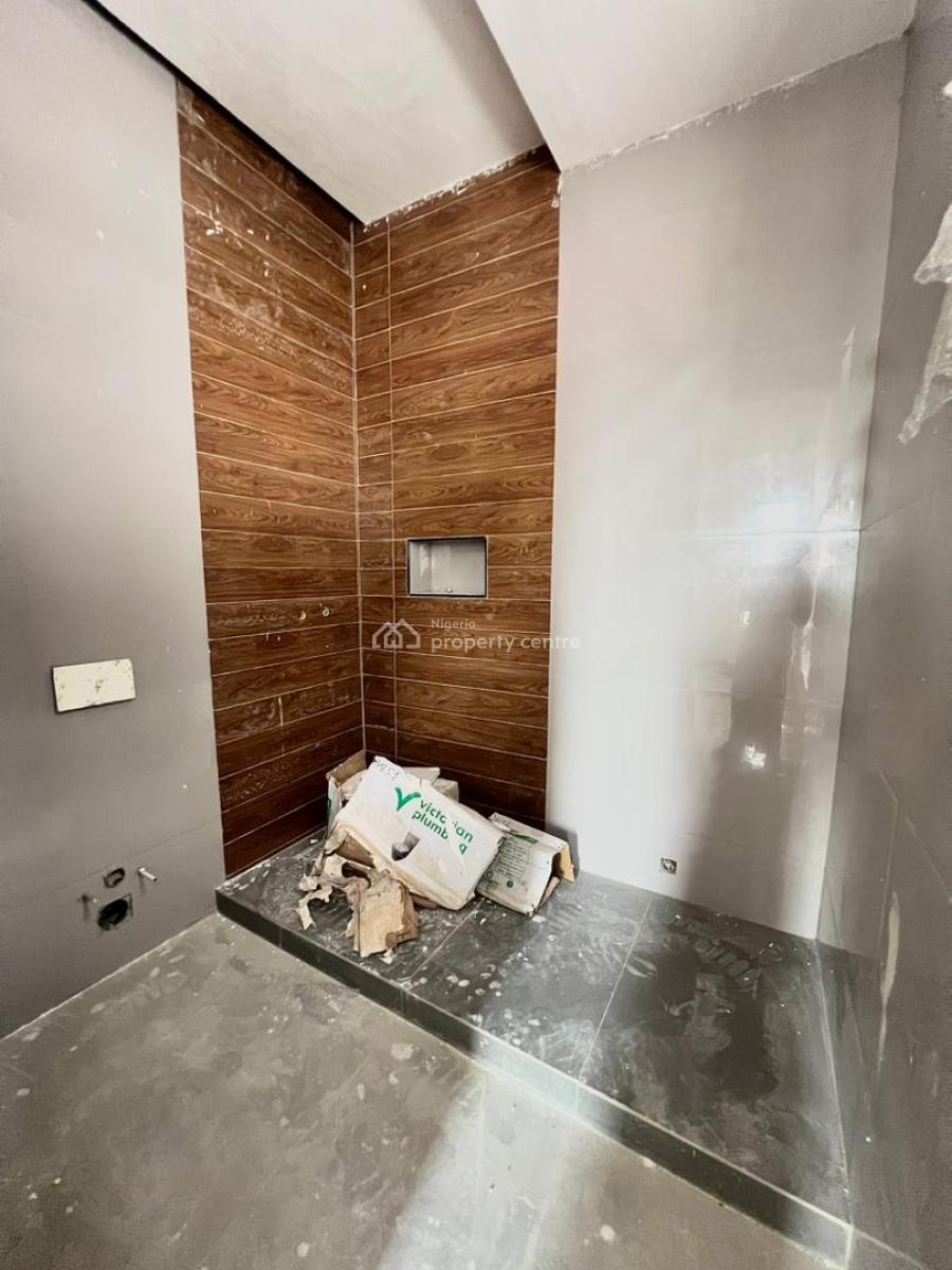 2 Bedroom Apartment with Bq, Gym, Swimming Pool & Elevator, Lekki Phase 1, Lekki, Lagos, Flat / Apartment for Rent