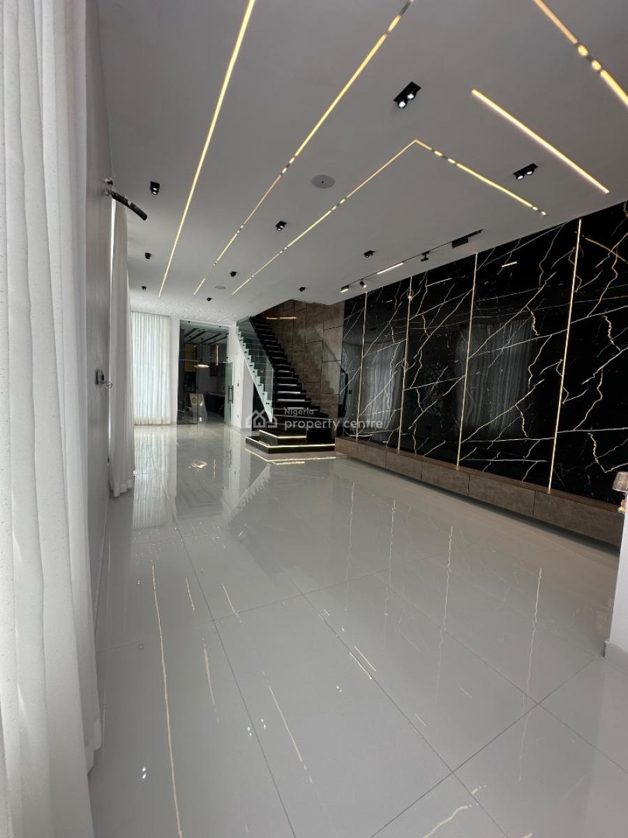 Spaciously Built 5 Bedroom Detached with Bq and Swimming Pool, Ikota, Lekki, Lagos, Detached Duplex for Sale