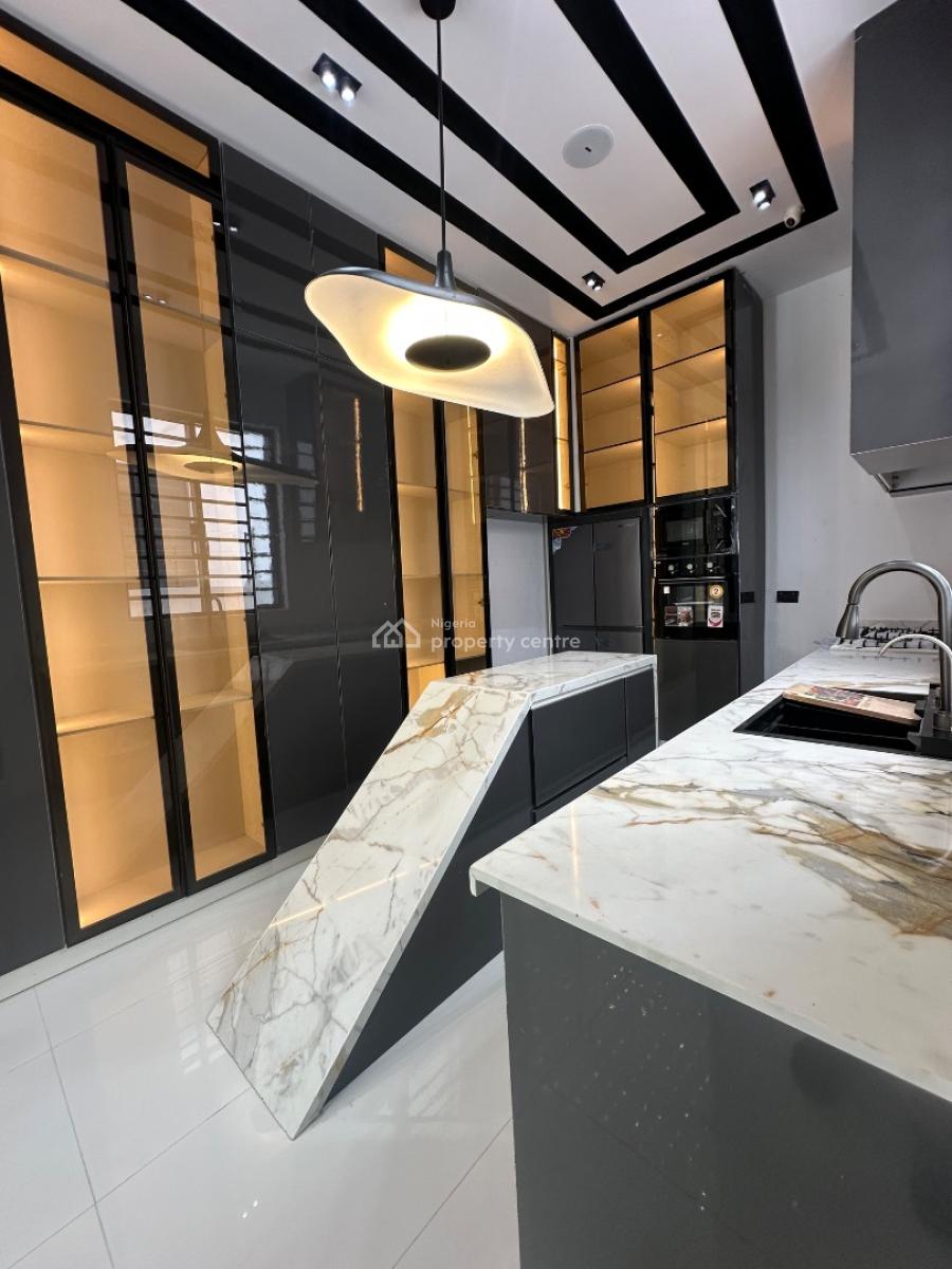 Spaciously Built 5 Bedroom Detached with Bq and Swimming Pool, Ikota, Lekki, Lagos, Detached Duplex for Sale