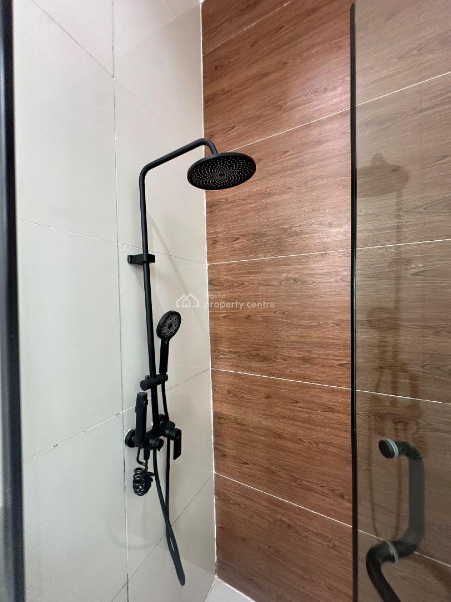 Spaciously Built 5 Bedroom Detached with Bq and Swimming Pool, Ikota, Lekki, Lagos, Detached Duplex for Sale