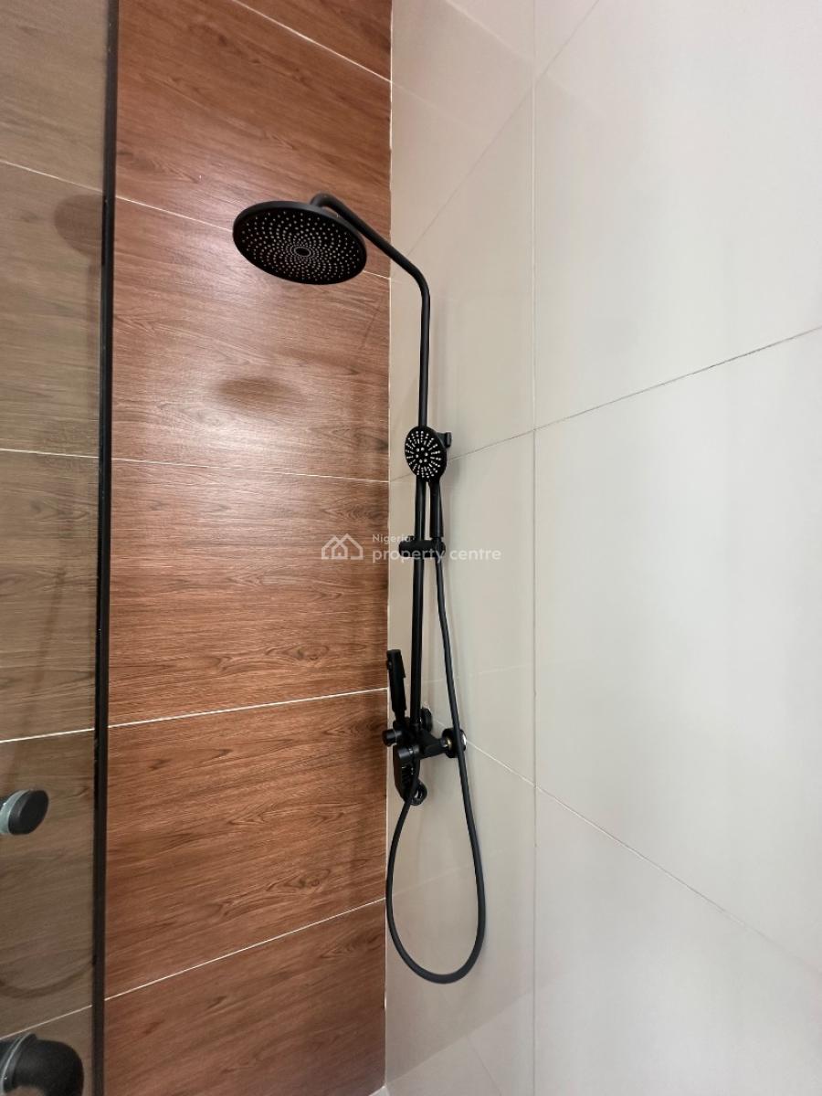 Spaciously Built 5 Bedroom Detached with Bq and Swimming Pool, Ikota, Lekki, Lagos, Detached Duplex for Sale